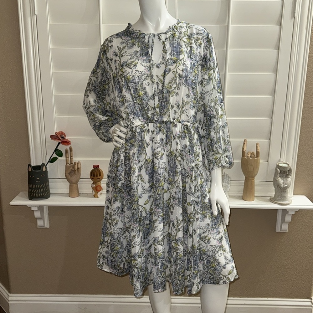 Torrid Mini Clip Dot Front Keyhole Dress Pristine Floral